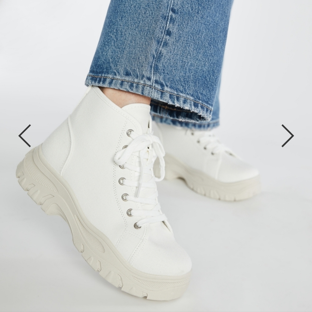 Wylla High Top Sneaker, White Color, Size 8